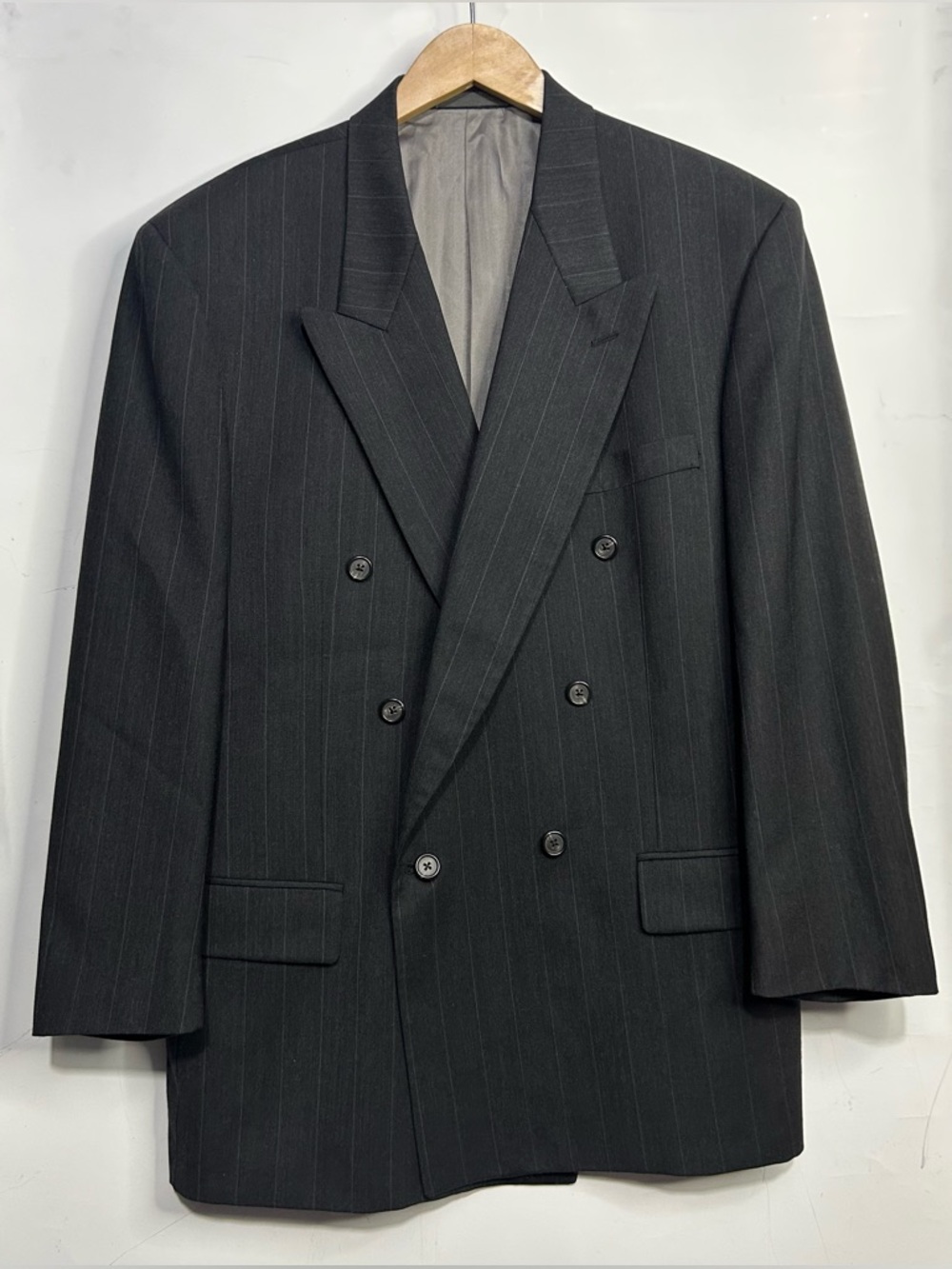 Givenchy Monsieur Vintage Grey Pinstriped Blazer Jacket Size 42